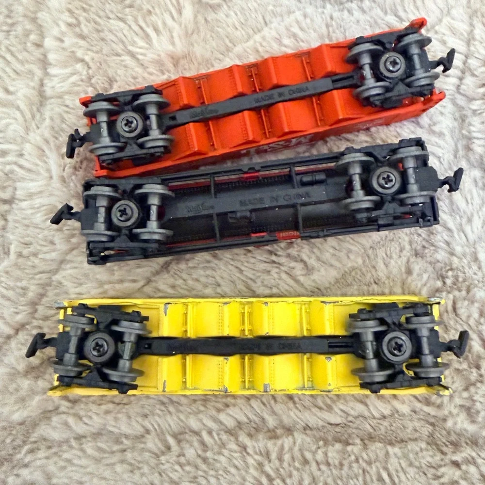 Lot of 5 vintage 95' Fletcher-Barnhardt & White HO scale Shell Gas Lion oil Mstl